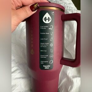 Hydro Flask Burgundy Traveler Mug 40oz